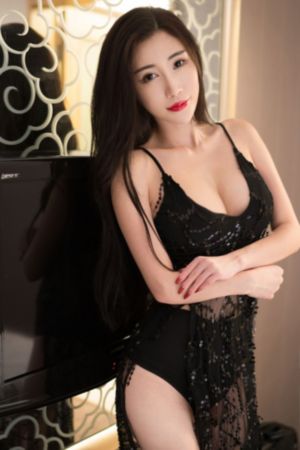 欧美街拍图片大衣男_1080P超清在线观看