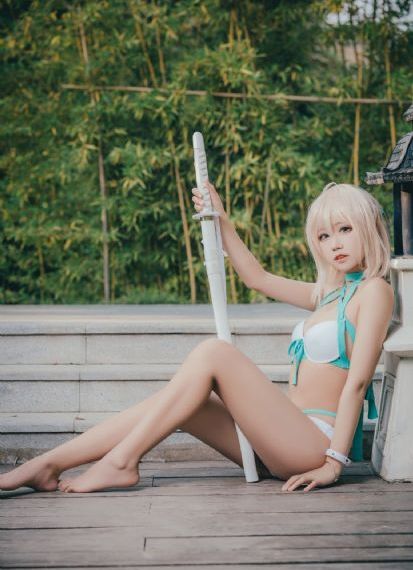 欧美牛仔裤热舞_HD免费在线观看