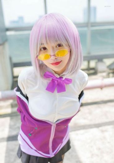 欧美美女直播带货_BD电影完整版